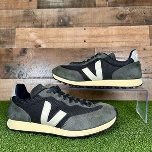 Veja Rio Branco II Alveomesh Black & White‎ Sneaker - Size 9 Women (7 Men)
